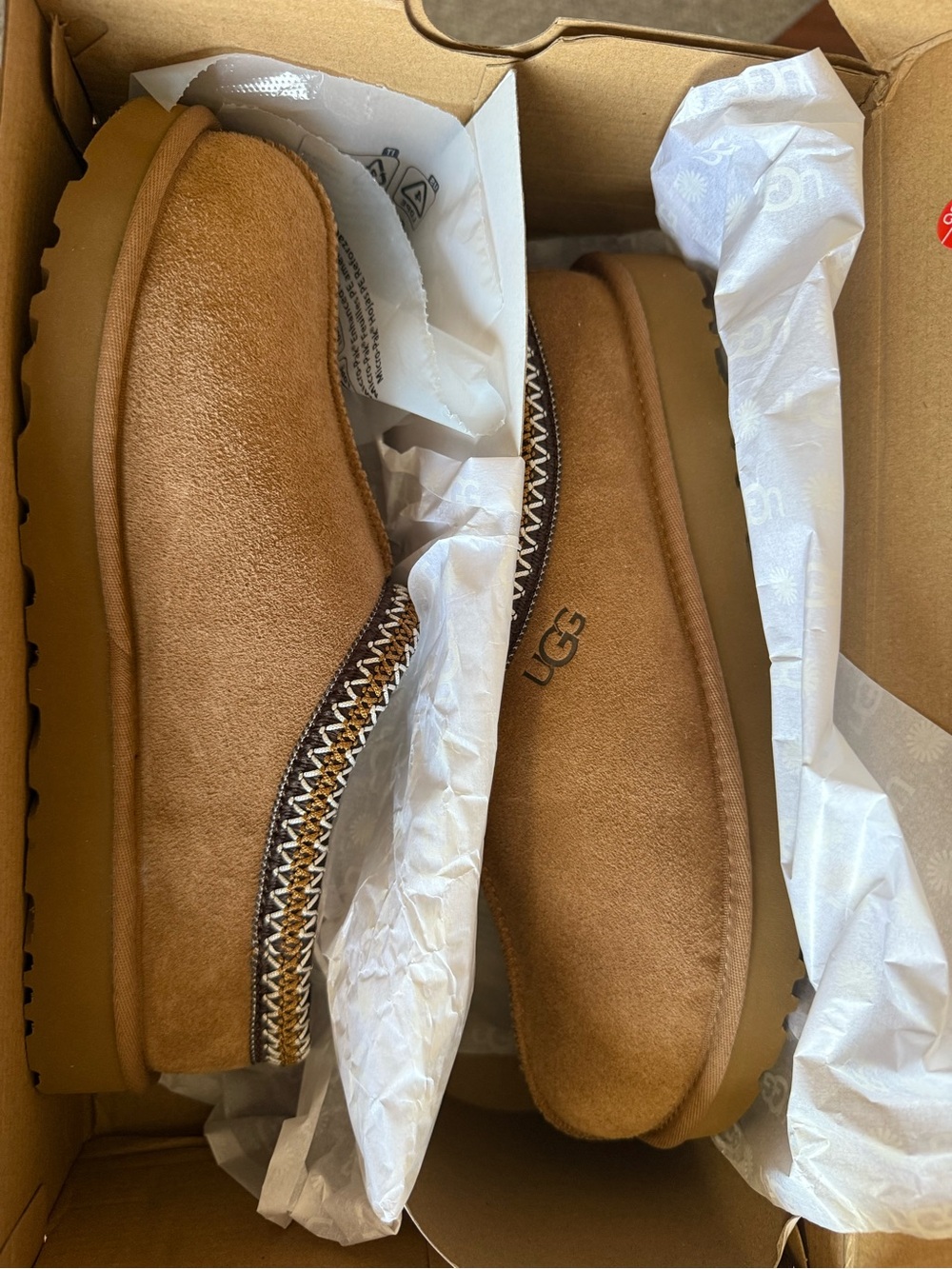 UGG Women’s Tasman ll Slippers-NWT - Picture 3 of 4